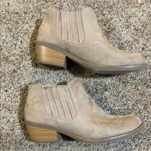 Women's Beige Ankle Boots
